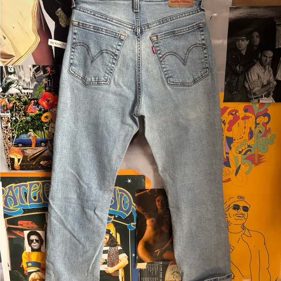 Levi's Light Blue Distressed High Rise Jeans - Picture 6 of 8